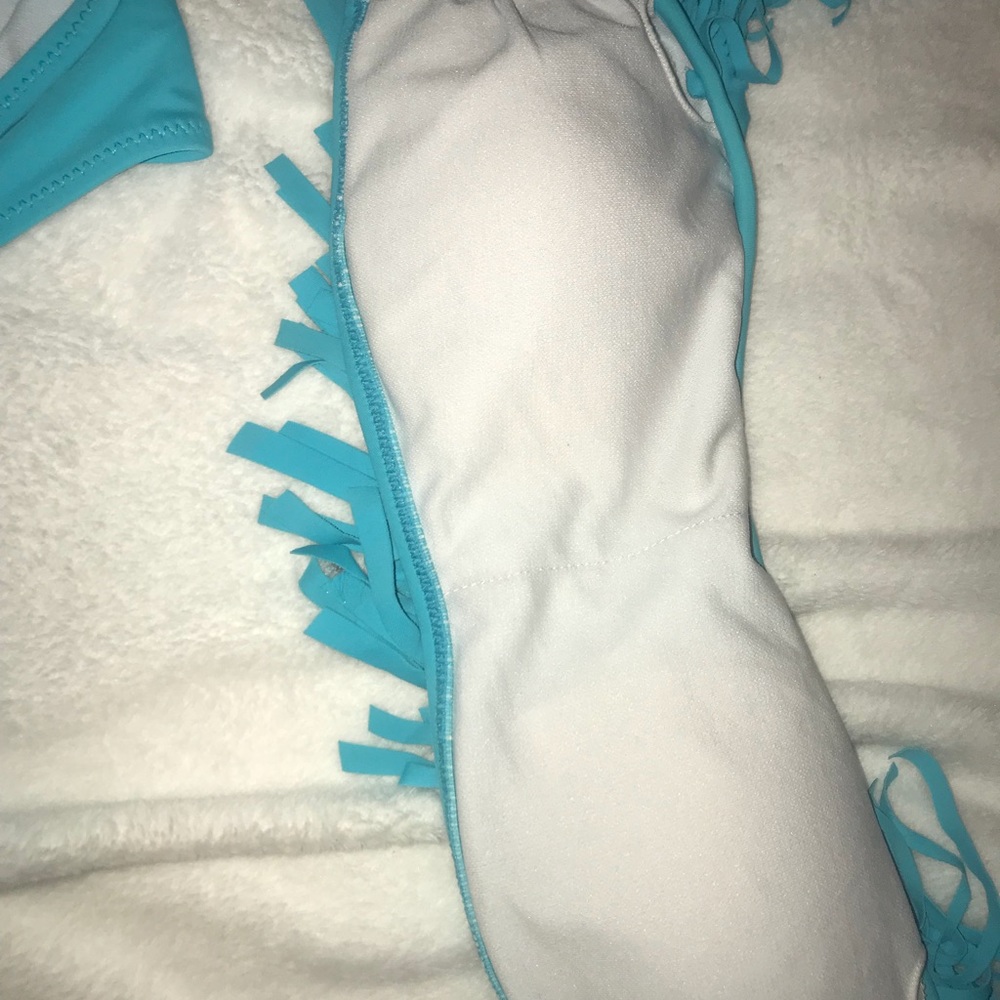 🚨🚨SOLD🚨🚨 Bikini set, unknown brand - Picture 6 of 8